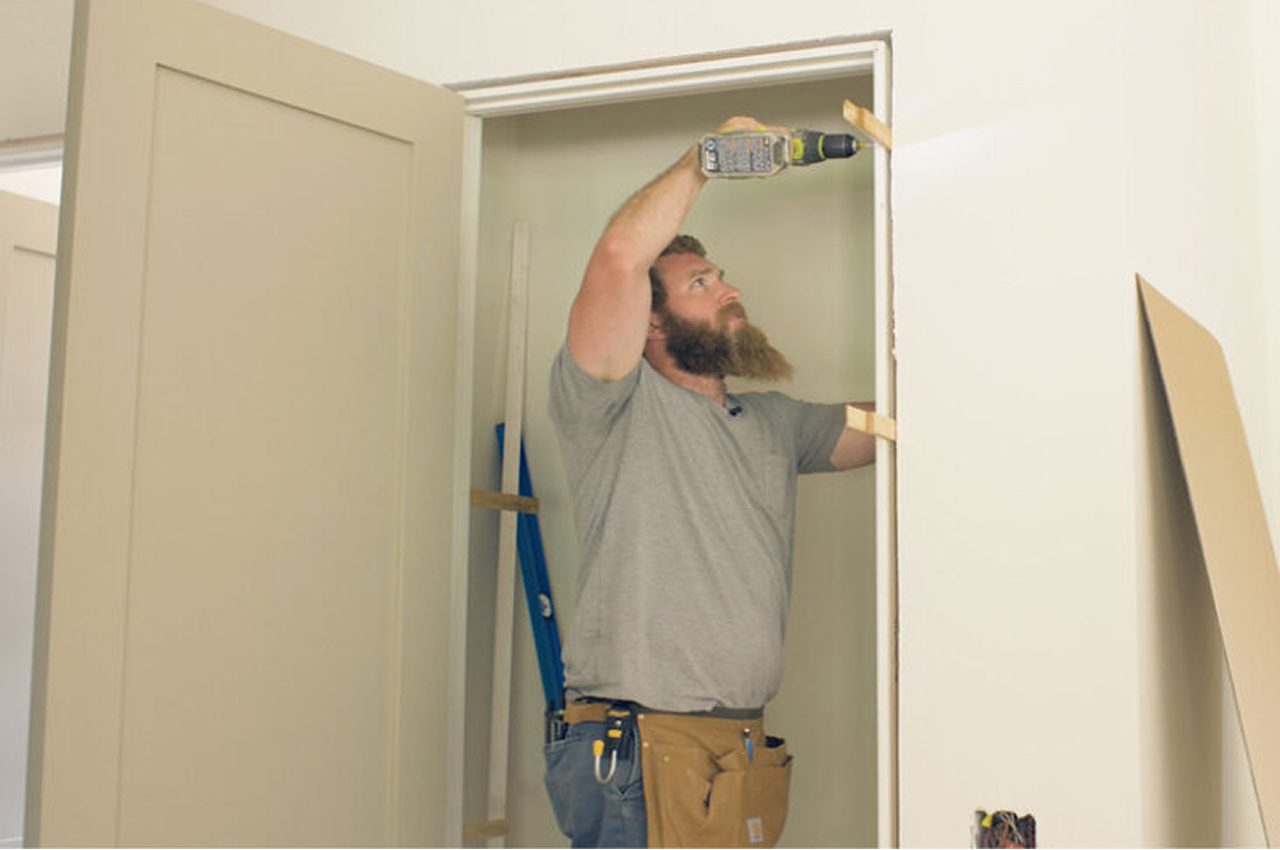 SunCity how to install an interior door5